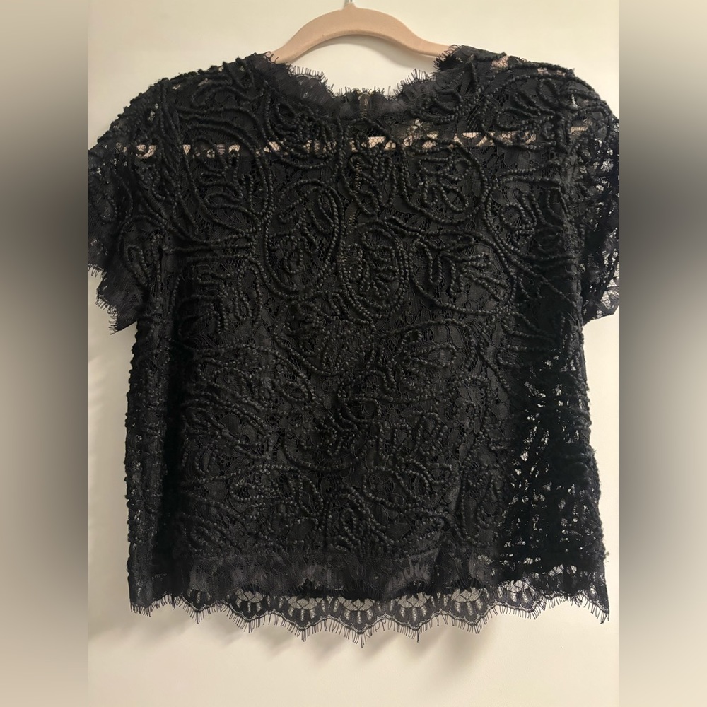 Elegant lace top